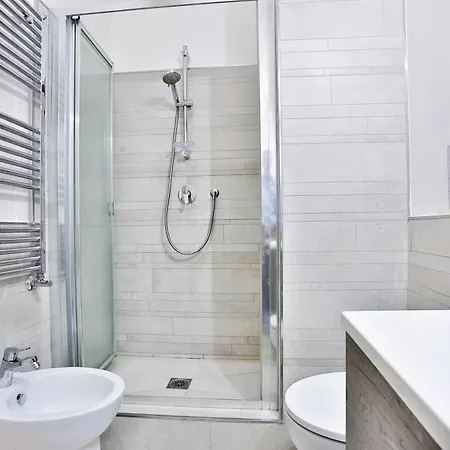 Apartment Bright & Comfortable Salerno