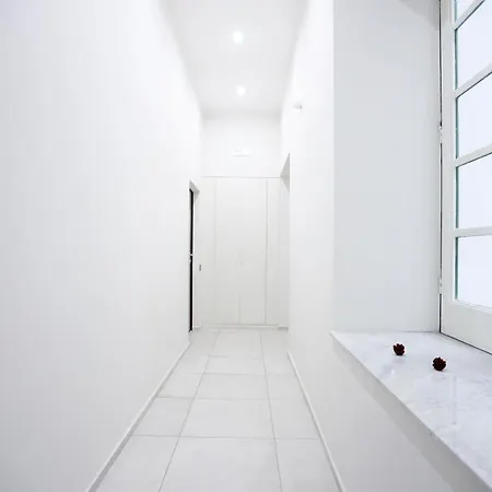 Bright & Comfortable Apartment *